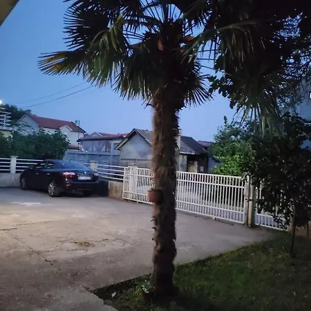 דירה Urban Retreat Zagoric *