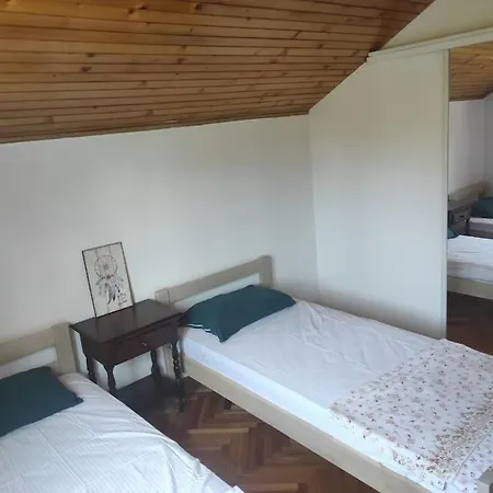 Urban Retreat Zagoric 公寓 *