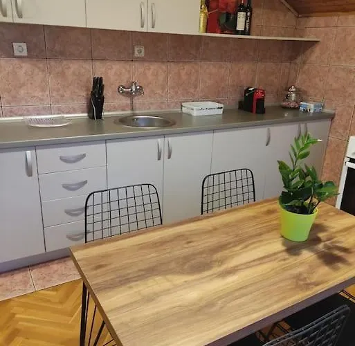 아파트 Urban Retreat Zagoric